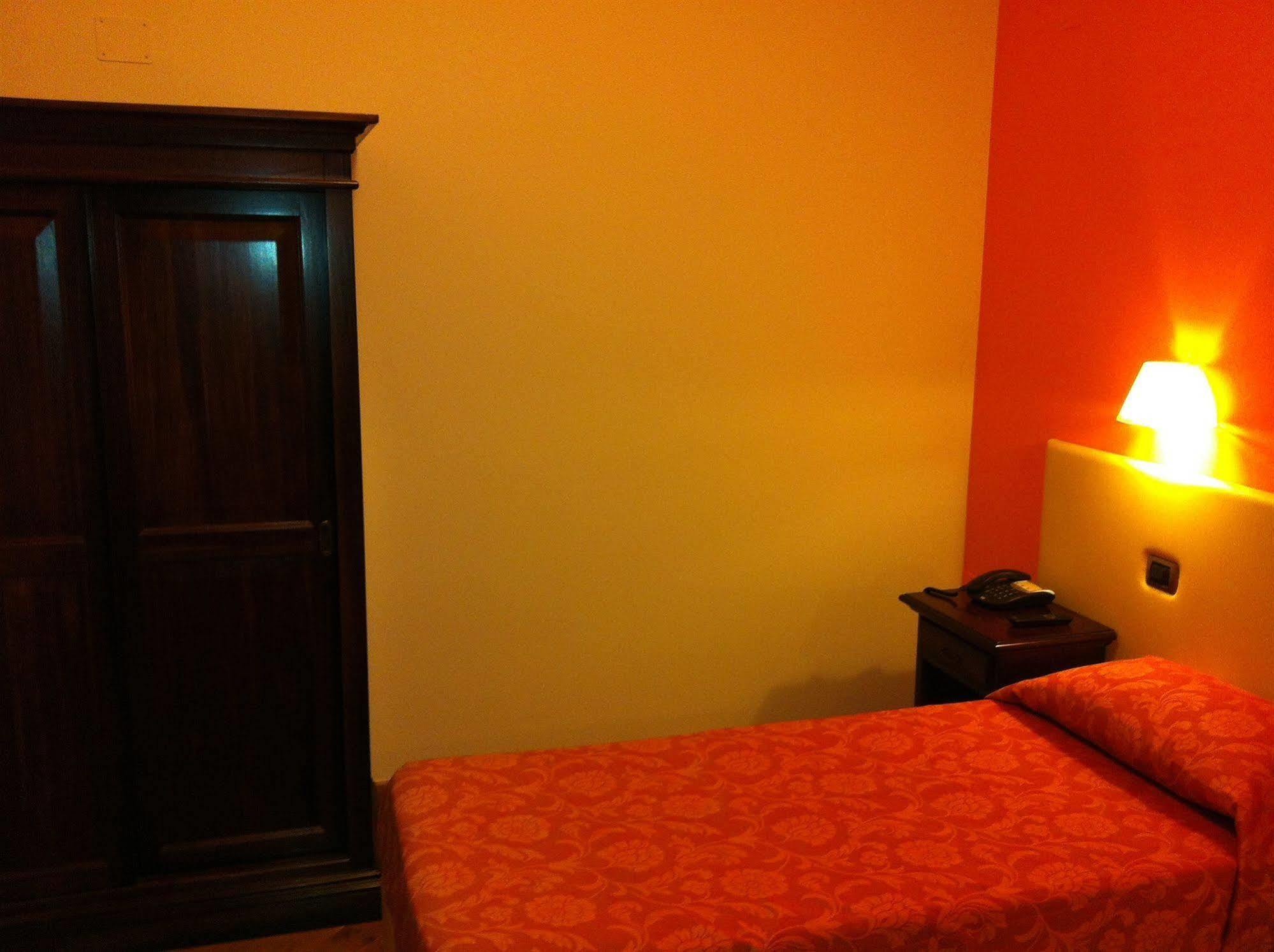 Hotel Medici Milazzo Luaran gambar